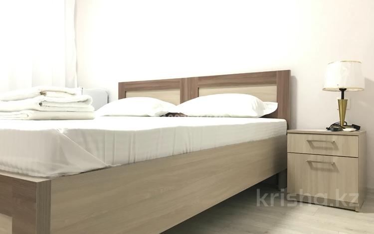 1-комнатная квартира · 15 м² · 1/3 этаж, мкр Акбулак, Рустемова 13а — Рыскулова Шарипова за 12 000 ₸ в Алматы, Алатауский р-н — фото 2
