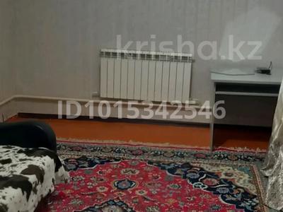 2-бөлмелі пәтер · 40 м² · 1/1 қабат, Достық ш/а. 18 — Яссауи Абая, бағасы: 180 000 ₸ в Алматы, Ауэзовский р-н