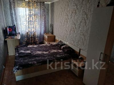 2-комнатная квартира · 45 м² · 5/5 этаж, мкр 5, Дом ветеранов 93 — Дом ветеранов за 10.3 млн 〒 в Актобе