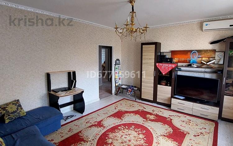 2-комнатная квартира, 61.6 м², 2/6 этаж, Жарбусинова 83в за 21 млн 〒 в Казахстане — фото 2