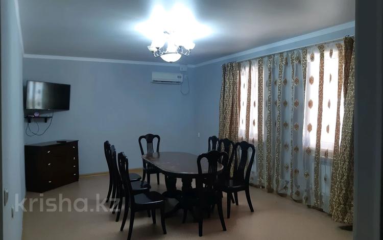 Отдельный дом · 5 комнат · 130 м², Дуйсенгалиева 14/2 — Бигельдинова-Кулманова за 500 000 〒 в Атырау — фото 5