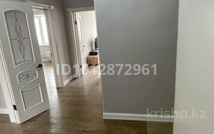 3-комнатная квартира · 116 м² · 5/5 этаж, мкр. Алтын орда, Батыс-2 10Г — По улица Халела Досмухамбетулы за 43.5 млн ₸ в Актобе — фото 2