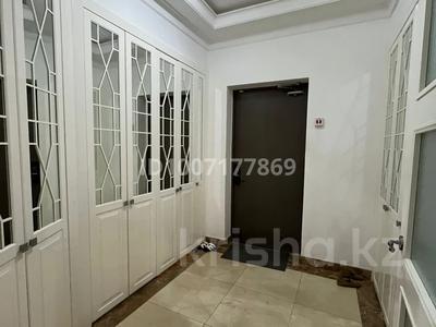 5-комнатная квартира · 212 м² · 5/31 этаж, Ахмет Байтурсынулы 9блок F1 за 2 млн 〒 в Астане, Сарайшык р-н