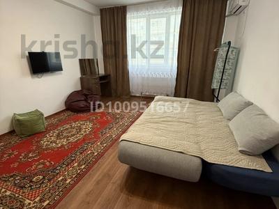 1-бөлмелі пәтер · 49 м² · 2/5 қабат, 17-ш/а. 74, бағасы: 13.5 млн ₸ в Актау, 17-й мкр