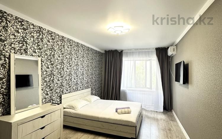 1-комнатная квартира · 51 м² · 4/9 этаж, Абая 244 — Универмаг за 10 000 〒 в Уральске — фото 10