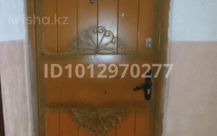 4-бөлмелі пәтер · 77 м² · 2/5 қабат, мкр Аулие-Ата, Карахан 2 — Абая/Толе би, бағасы: 22 млн ₸ в Таразе — фото 2