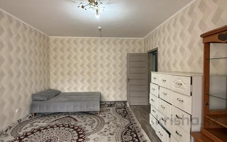 3-бөлмелі пәтер · 102.7 м² · 1/9 қабат, Мкр. Аксай 1а — Момышулы, бағасы: 65 млн ₸ в Алматы, Ауэзовский р-н — фото 12