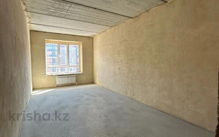 3-бөлмелі пәтер · 75 м² · 4/5 қабат, Кошкарбаева 26, бағасы: 28.6 млн ₸ в Кокшетау — фото 2