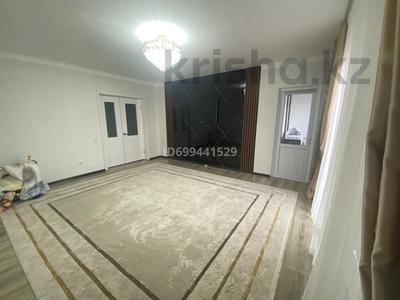 3-комнатная квартира · 78.5 м² · 8/12 этаж, жаңа қала ЖК Сауран 11 көше 41/2 за 35 млн 〒 в Туркестане