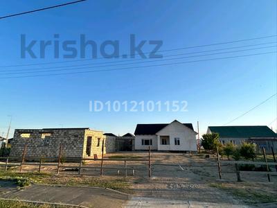 Отдельный дом · 3 комнаты · 140 м² · 8 сот., Жаңаталап 24/13 за 18.5 млн ₸ в Атырау