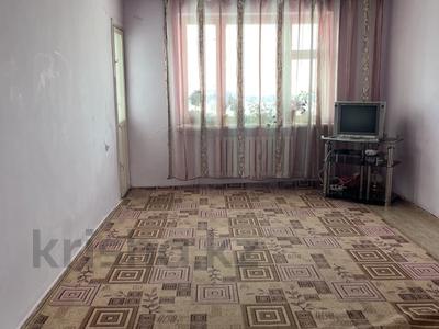 3-комнатная квартира, 87 м², 5/5 этаж, 12 мкр Астана 8 за 18.5 млн 〒 в Таразе
