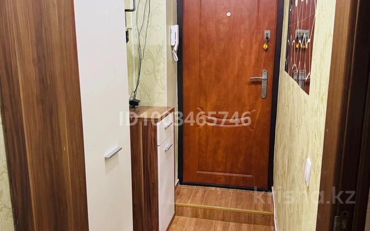 2-комнатная квартира · 45 м² · 2/5 этаж, Мкр. Акбулак 1 за 130 000 〒 в Таразе — фото 2