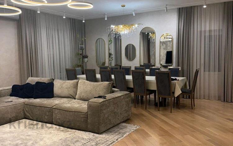 4-комнатная квартира · 190 м² · 3/7 этаж, Достык 233/1 за 104 млн ₸ в Уральске — фото 26