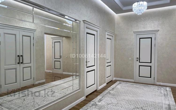 3-бөлмелі пәтер · 129 м² · 2/8 қабат, 4 55а, бағасы: 61 млн ₸ в Жанаозен — фото 4