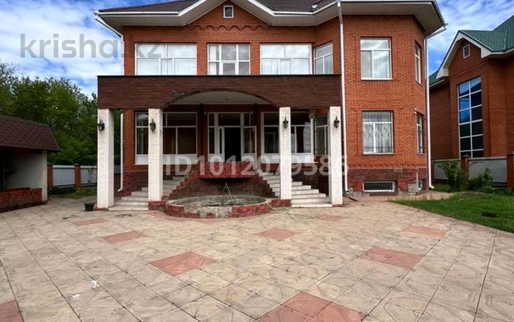 Жеке үй · 8 бөлме · 600 м² · 12 жүзд., Даумова 77, бағасы: 150 млн ₸ в Уральске — фото 2