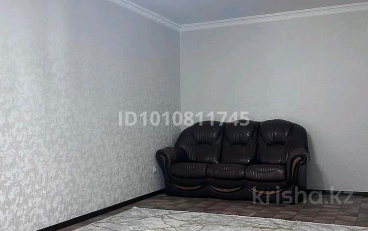 2-бөлмелі пәтер · 63 м² · 10/10 қабат, 12-й микрорайон 45Д, бағасы: 150 000 ₸ в Актобе — фото 12