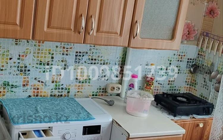 3-комнатная квартира · 62.9 м² · 3/5 этаж, Майкудук, Майкудук, 13й микрорайон 14 за 120 000 ₸ в Караганде, Алихана Бокейханова р-н — фото 2