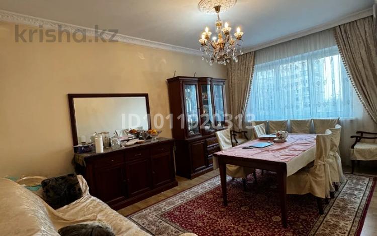 3-бөлмелі пәтер · 100 м² · 4/9 қабат, мкр Таугуль-1 45, бағасы: 350 000 ₸ в Алматы, Ауэзовский р-н — фото 2