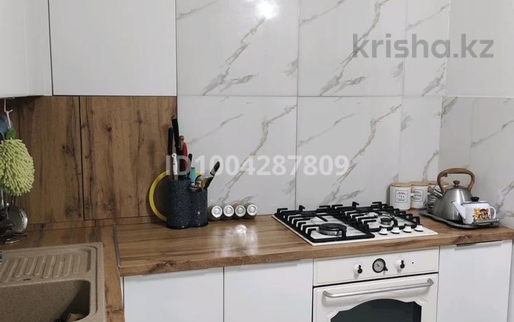 3-бөлмелі пәтер · 80 м² · 8/9 қабат, Гагарина 1 — 22 школы, бағасы: 33.9 млн ₸ в Уральске — фото 5