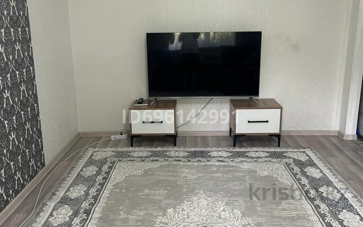 2-бөлмелі пәтер · 44 м² · 1/5 қабат, Алибекова 14 — Базар Алатау, бағасы: 16 млн ₸ в Каргалы (п. Фабричный) — фото 2
