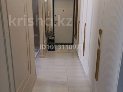 2-бөлмелі пәтер · 70 м² · 3/9 қабат, Нұрсая ш/а., Абулхайыр хана 51а, бағасы: 40 млн ₸ в Атырау, мкр Нурсая