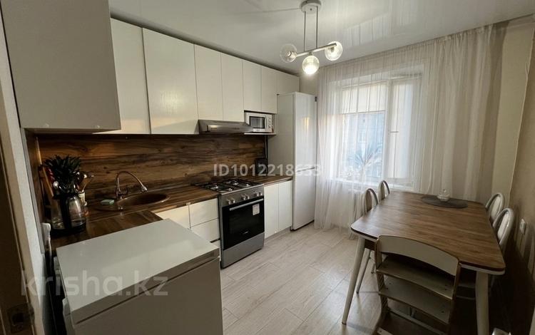 2-бөлмелі пәтер · 50 м² · 5/5 қабат, Штабная ул., бағасы: 20.9 млн ₸ в Костанае — фото 2