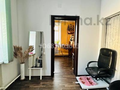 Еркін · 13 м², бағасы: 60 000 ₸ в Семее