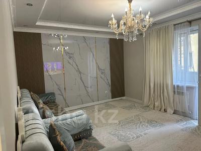 2-комнатная квартира, 70 м², 7/9 этаж, мкр Акбулак за 35 млн 〒 в Алматы, Алатауский р-н