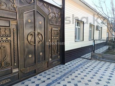 Отдельный дом · 6 комнат · 190 м² · 25 сот., С. Рахимова 26 — Сарыағаш ауданы Жібек жолы ауылдық округі Сарқырама ауылы за 35 млн ₸ в Сарыагаш