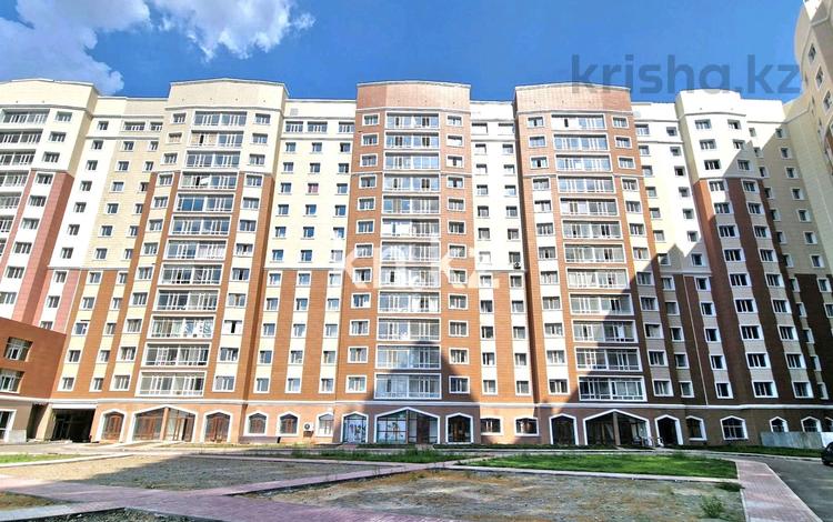 3-комнатная квартира, 90 м², 16/24 этаж, Тулебаева 5 за 22.5 млн 〒 в Астане — фото 2