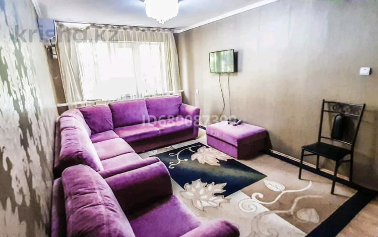 2-комнатная квартира · 37 м² · 2/5 этаж, Туркестанская 2/3 — Мед академия 9 этажка дом за 1 500 ₸ в Шымкенте, Аль-Фарабийский р-н — фото 2