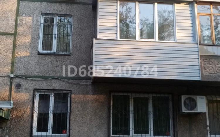 3-комнатная квартира · 62 м² · 2/5 этаж, мкр Орбита-1 24 за 300 000 ₸ в Алматы, Бостандыкский р-н — фото 2