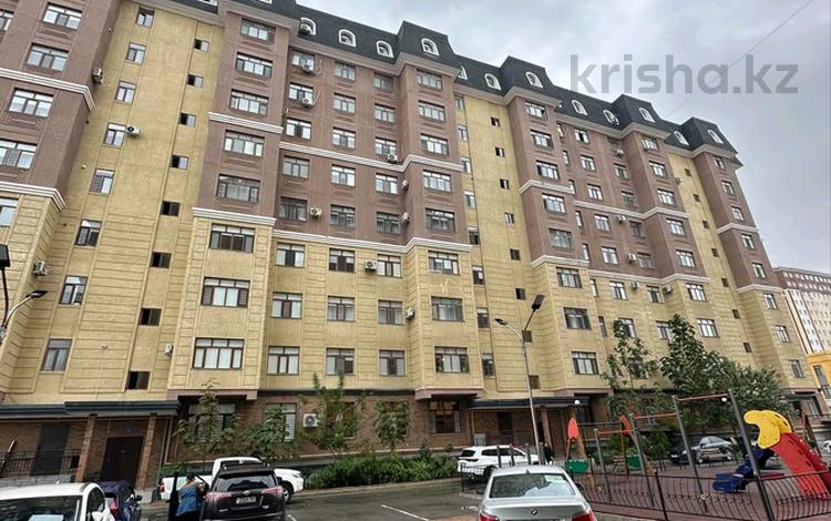 3-комнатная квартира · 93 м² · 8/10 этаж, 17-й мкр 24 за 29 млн ₸ в Актау — фото 2