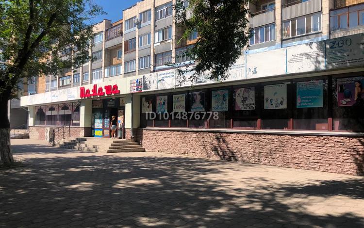 Свободное назначение, магазины и бутики · 928 м² за ~ 4.6 млн ₸ в Караганде, Казыбек би р-н — фото 9