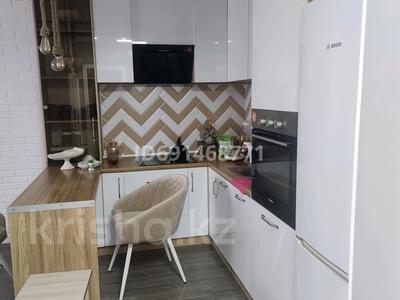 Продажа квартир в Кызылординской обл.: 3-комнатная квартира · 55.5 м² · 1/5 этаж, Мкр Левый берег 16 за 28 млн 〒 3-комнатная квартира · 55.5 м² · 1/5 этаж, Мкр Левый берег 16 за 28 млн 〒 в