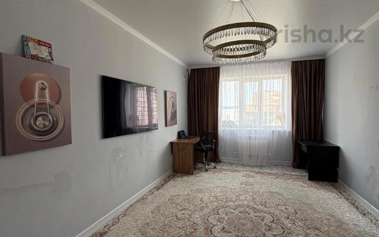 2-комнатная квартира · 73 м² · 4/9 этаж, Т. Жумагалиева 10 за 33 млн ₸ в Атырау — фото 26