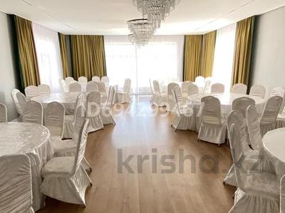 Дом · 4 комнаты · 300 м², Западный тупик 1 за 80 000 〒 в Семее