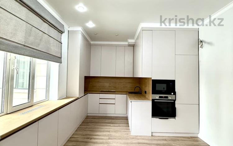 4-бөлмелі пәтер · 140 м² · 3/8 қабат, Керей, Жанибек хандар 2, 2/1, бағасы: 125 млн ₸ в Астане, Нура р-н — фото 23