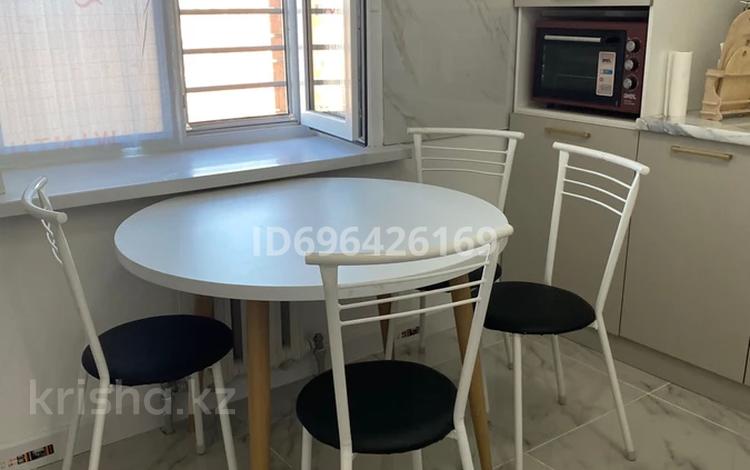 3-бөлмелі пәтер · 69.9 м² · 5/5 қабат, Ш.Аитмуратова 37 — Астана 3, бағасы: 200 000 ₸ в  — фото 2