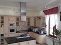 Жеке үй · 5 бөлме · 599.2 м² · 15 жүзд., мкр Центральный 60, бағасы: 250 млн ₸ в Атырау — фото 11