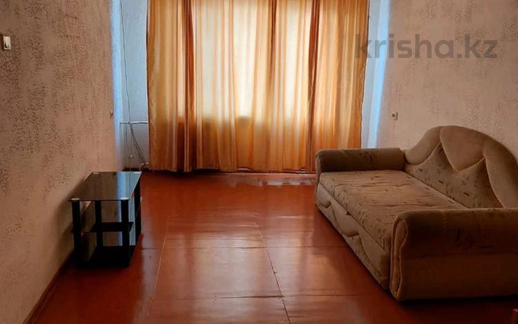3-бөлмелі пәтер · 60 м² · 5/5 қабат, Самал 45, бағасы: 130 000 ₸ в Талдыкоргане, мкр Самал — фото 2