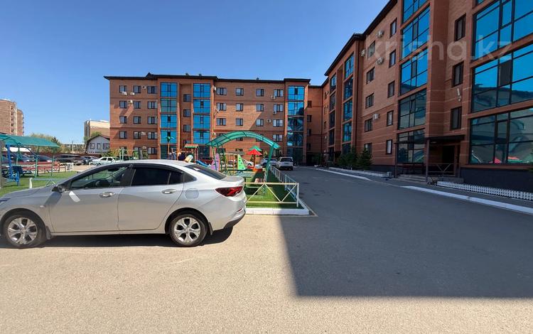 4-бөлмелі пәтер · 170 м² · 2/5 қабат, Степной 2 ш/а. 14/15, бағасы: 107 млн ₸ в Караганде, Казыбек би р-н — фото 2