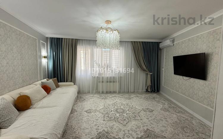 3-комнатная квартира · 92 м² · 4/7 этаж, 33-й мкр 7 за 25 000 ₸ в Актау — фото 2