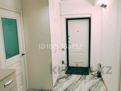 3-бөлмелі пәтер · 70 м² · 1/5 қабат, ул. Биокомбинатская 20, бағасы: 57 млн ₸ в Алматы, Бостандыкский р-н