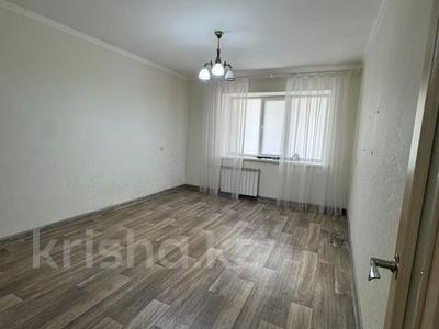 2-бөлмелі пәтер · 55 м² · 1/6 қабат, Братья Жубановых 300/1 — 8-ой Мкр, бағасы: 14.5 млн ₸ в Актобе