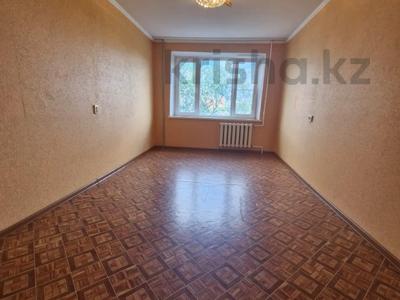 3-комнатная квартира · 65 м² · 4/9 этаж, мкр 4 4а за 19.8 млн ₸ в Уральске