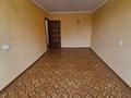 3-комнатная квартира · 65 м² · 4/9 этаж, мкр 4 4а за 19.8 млн ₸ в Уральске — фото 2