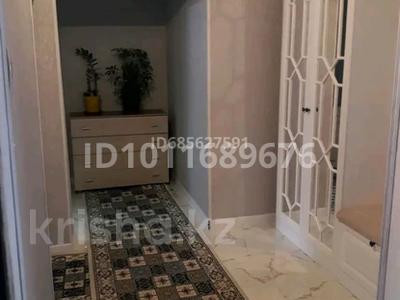 3-комнатная квартира · 58.9 м² · 2/5 этаж, Акмешит 13 — Рядом казпочта и школа √136 и 9 за 17 млн ₸ в 