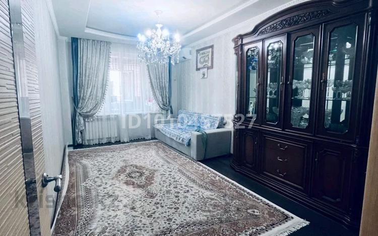 3-комнатная квартира · 65 м² · 2/5 этаж, 11-й мкр 35 за 22 млн ₸ в Актау — фото 2