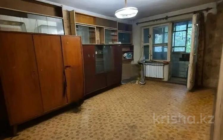 2-бөлмелі пәтер · 43 м² · 2/5 қабат, Аксай 2, бағасы: 26 млн ₸ в Алматы, Ауэзовский р-н — фото 5